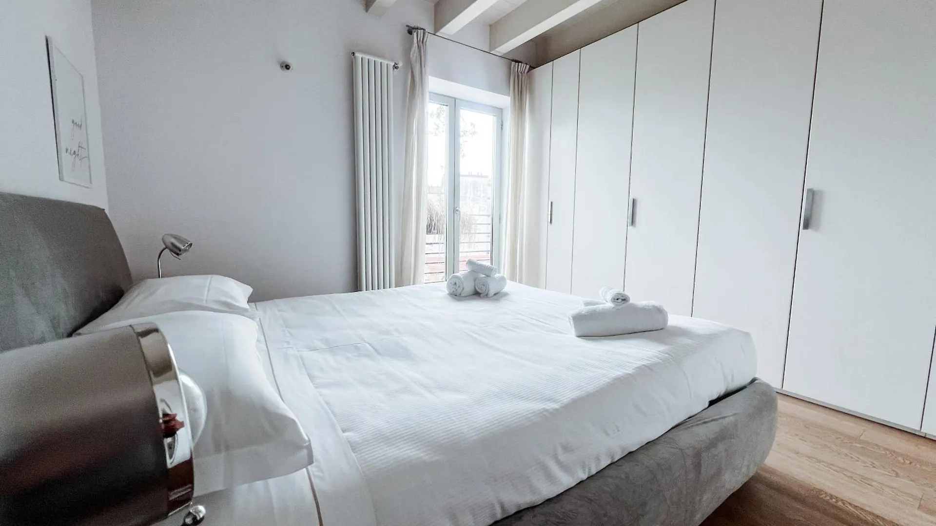 Apartmán Garden Penthouse - Large & Trendy Flat, Milano 0*,  Itálie