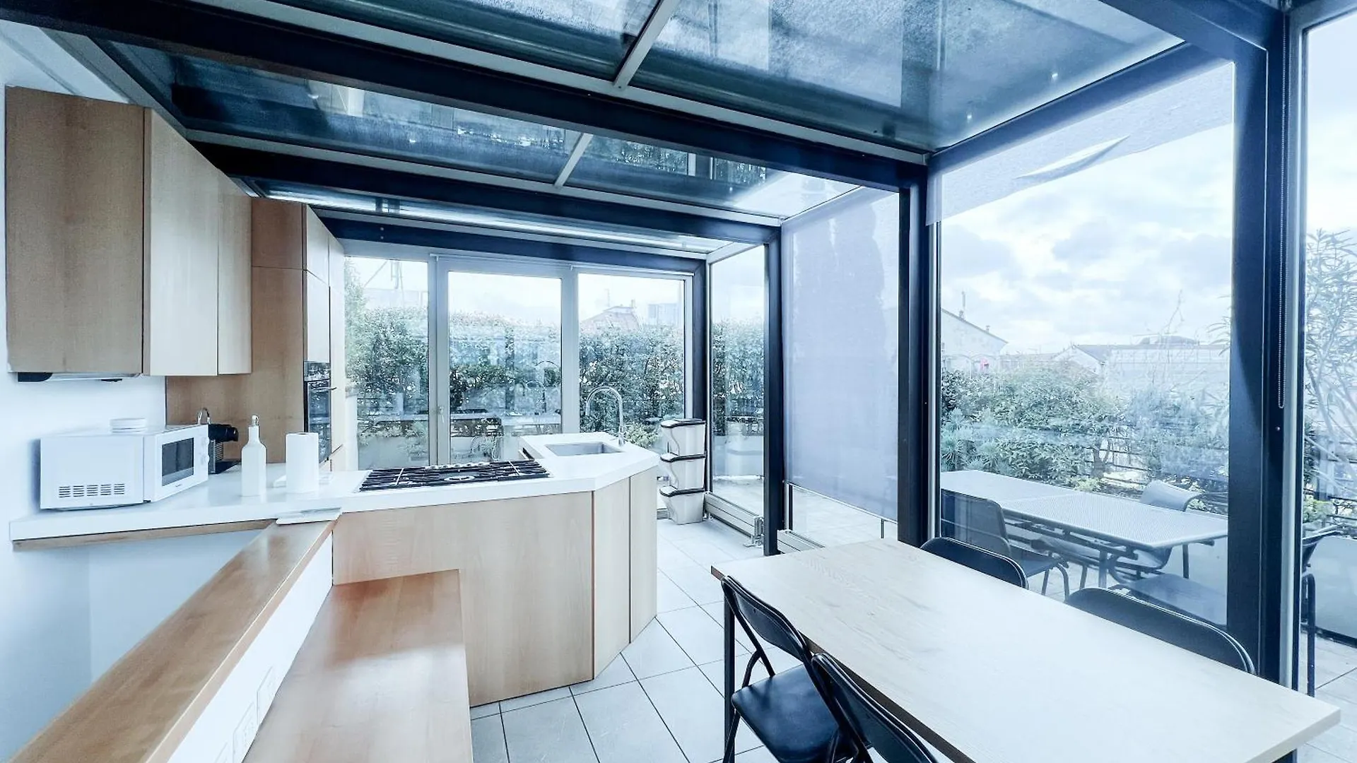 Garden Penthouse - Large & Trendy Flat, Milano Apartment