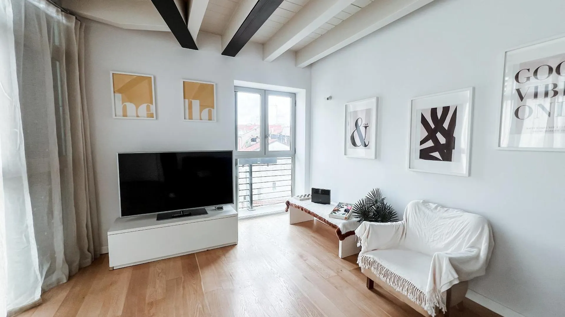 Garden Penthouse - Large & Trendy Flat, Milano Apartment