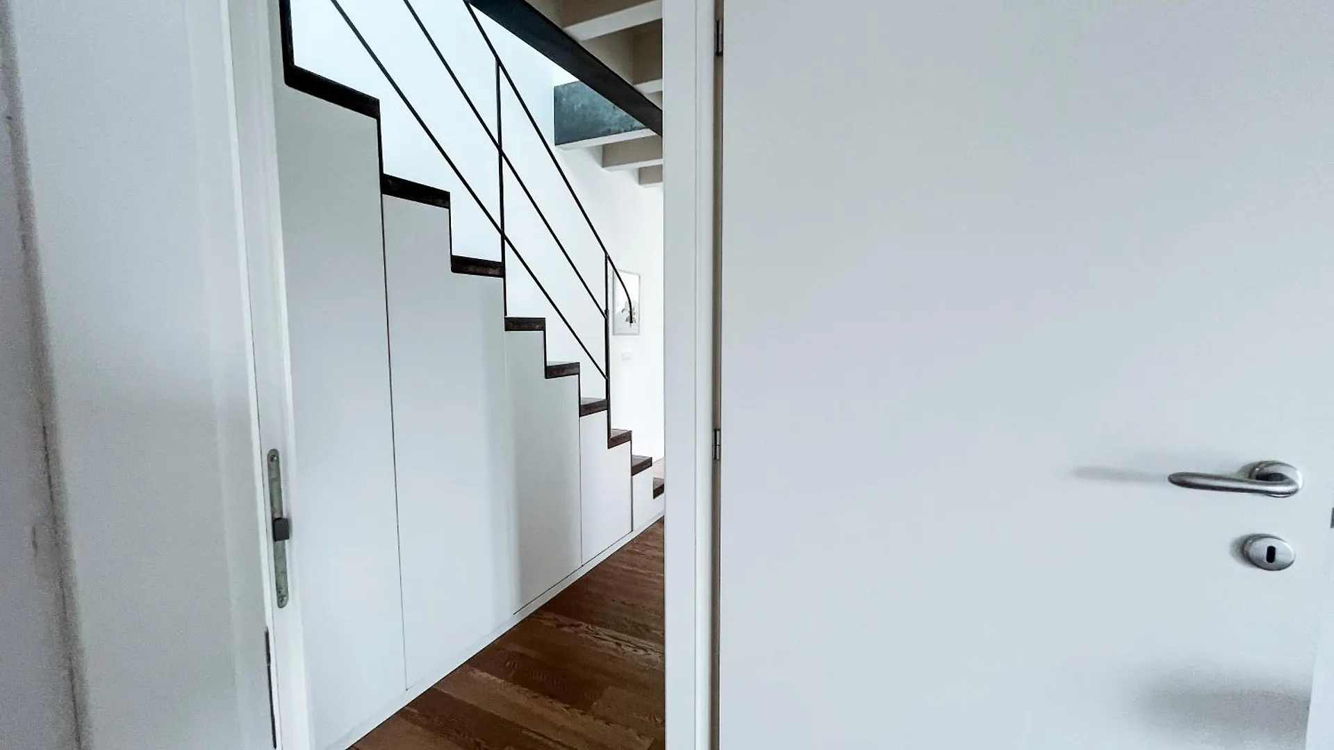 Garden Penthouse - Large & Trendy Flat, Milano Apartment