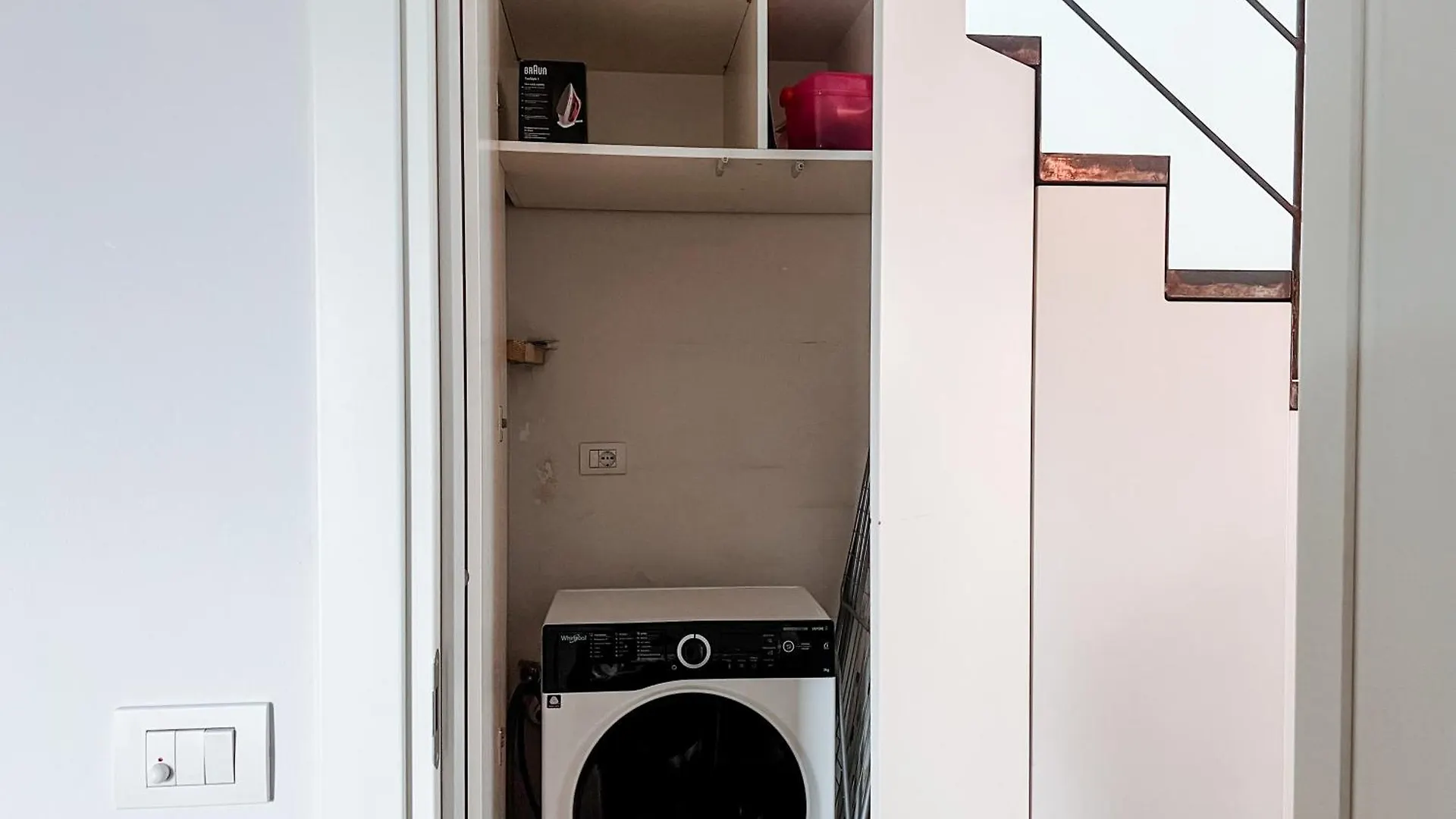Garden Penthouse - Large & Trendy Flat, Milano Apartment Italy