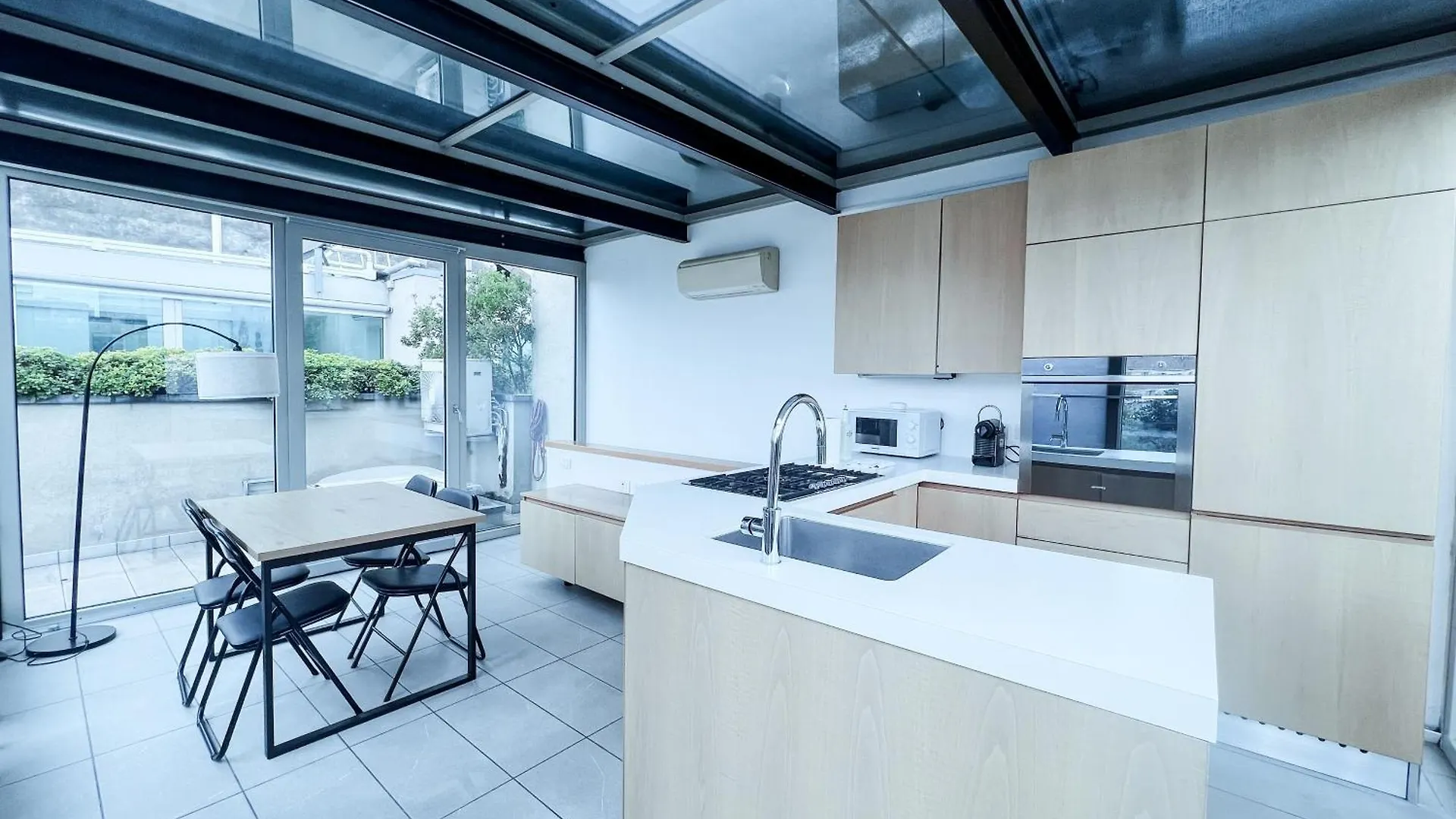 Garden Penthouse - Large & Trendy Flat, Milano Apartment  Milan