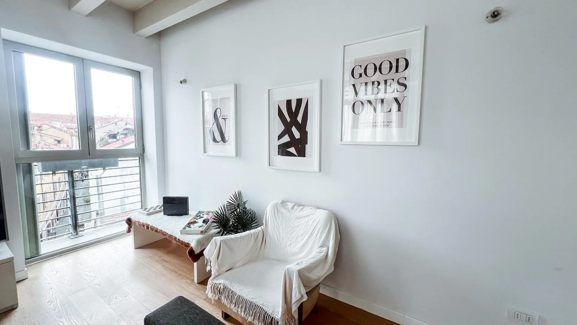 Garden Penthouse - Large & Trendy Flat, Milano Apartment
