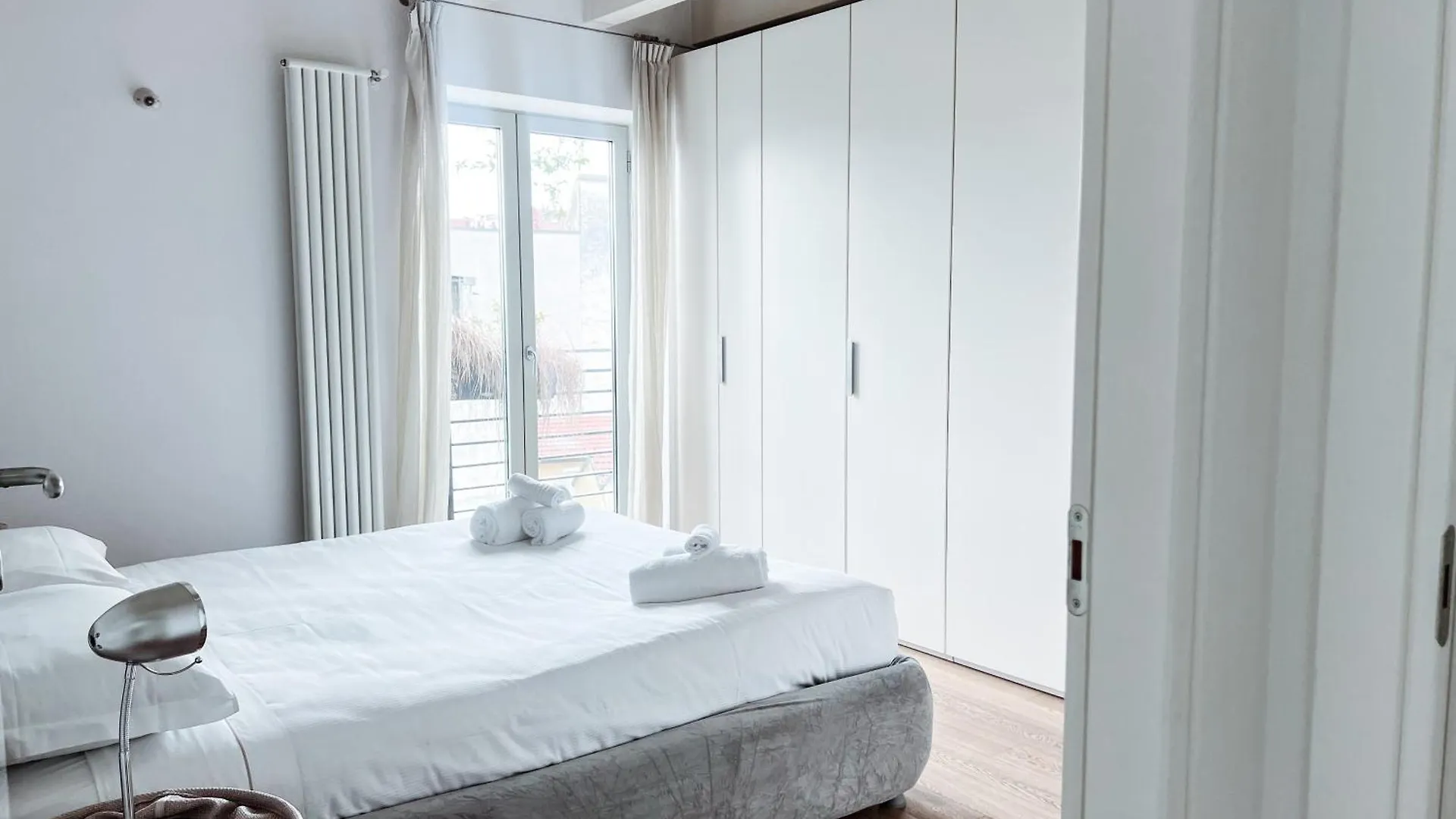 Garden Penthouse - Large & Trendy Flat, Milano Apartment 0*, Milan Italy